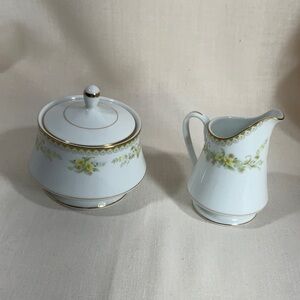 Mikasa Fine China Greenbriar L2014 Creamer & Sugar Bowl W/Lid